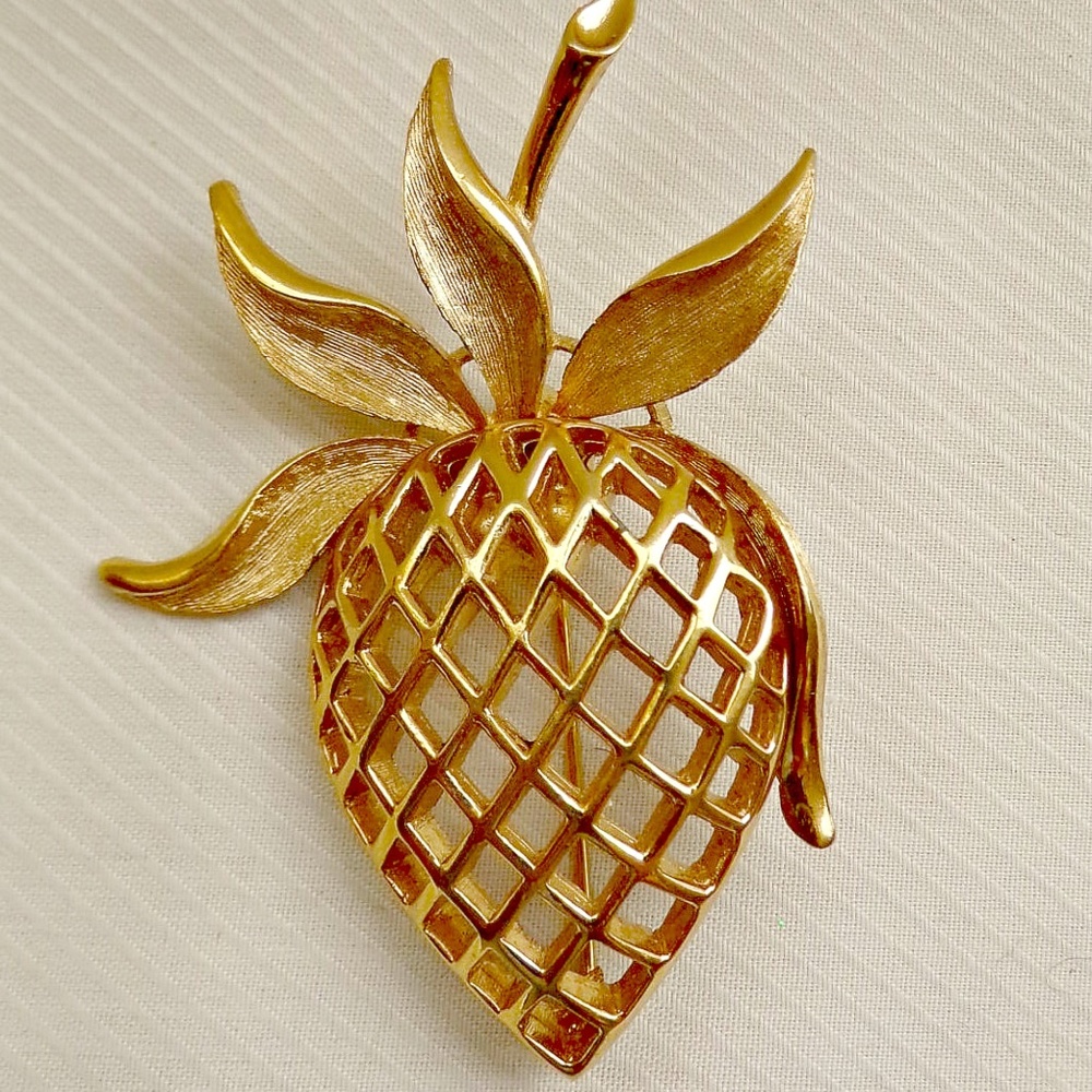 Vintage Large Gold tone Strawberry  Brooch